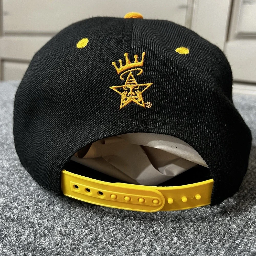 Vintage Obey Skateboarding Snapback Hat Black Yellow Orange One Size